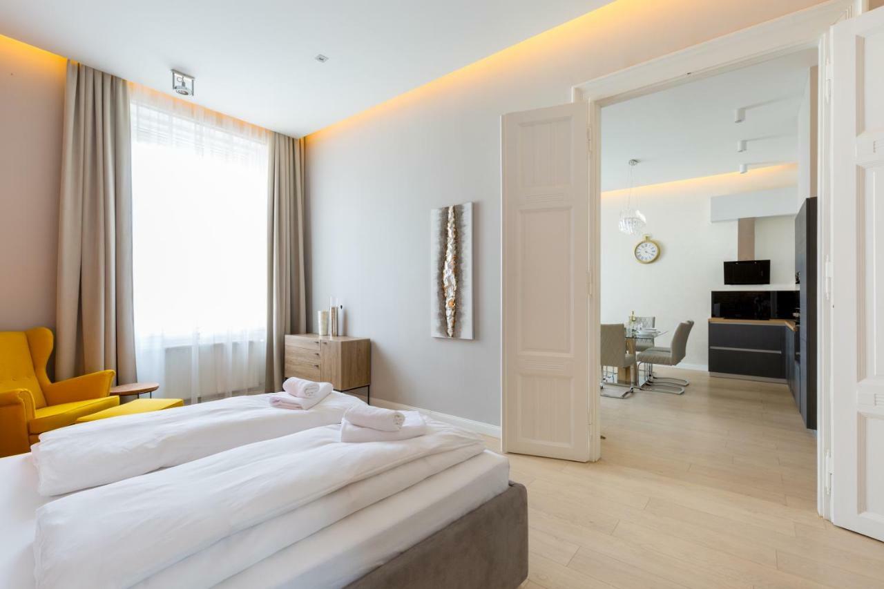 Grand Designer Dream Home In The Center W 3Br/3Bath بودابست المظهر الخارجي الصورة